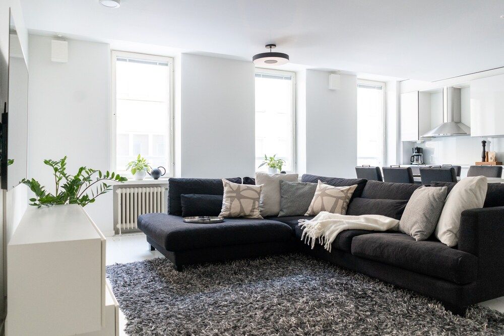 undefined Spacious 1 BR with a central location 7