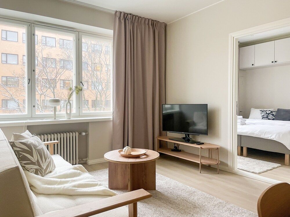 undefined Central 1BR next to the park 2