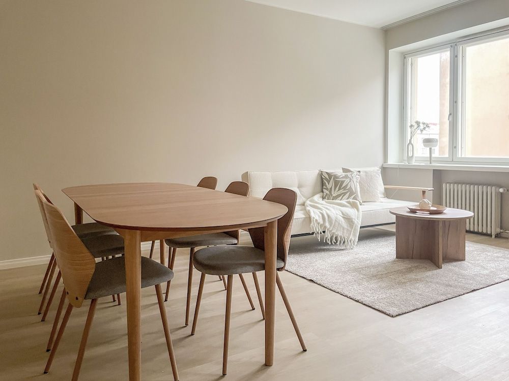 undefined Central 1BR next to the park 3