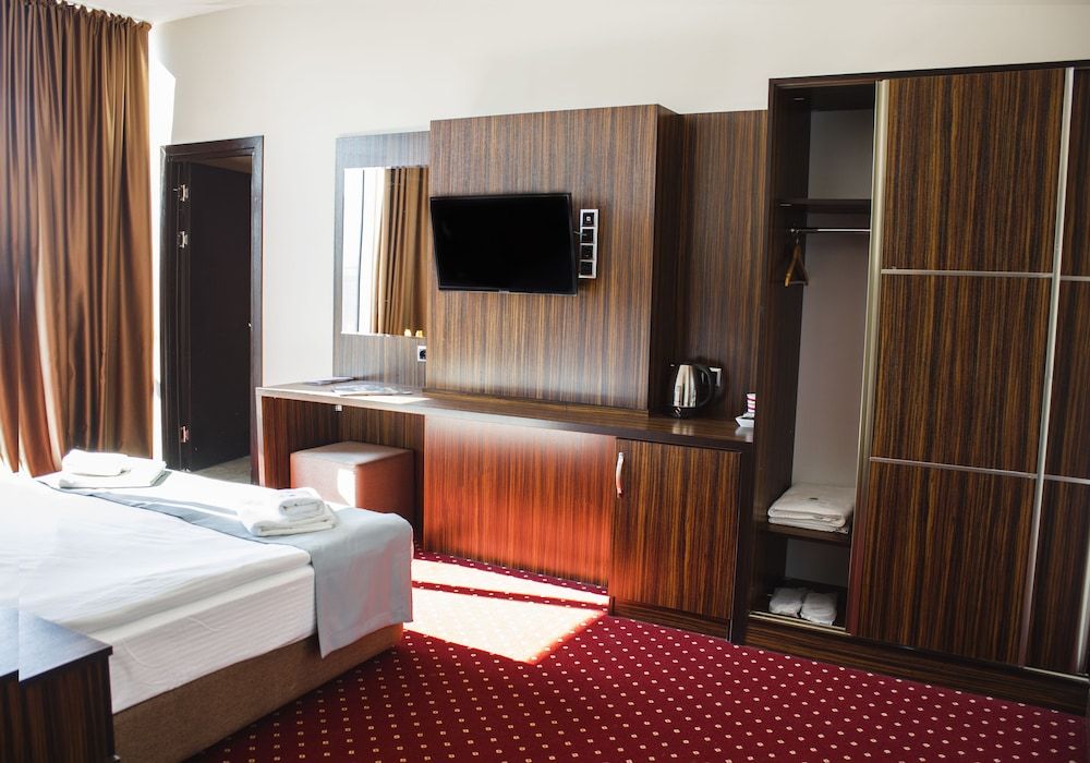 Legend Business Hotel Batumi Standard Double Room 3