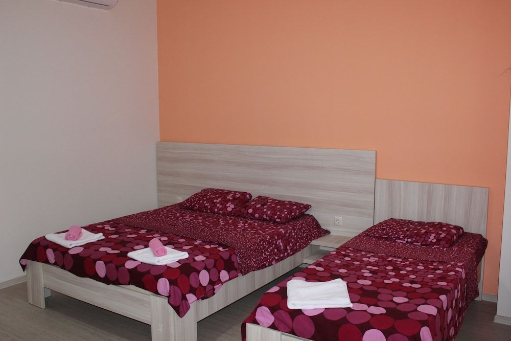 Hotel 7 Standard Double or Twin Room 3