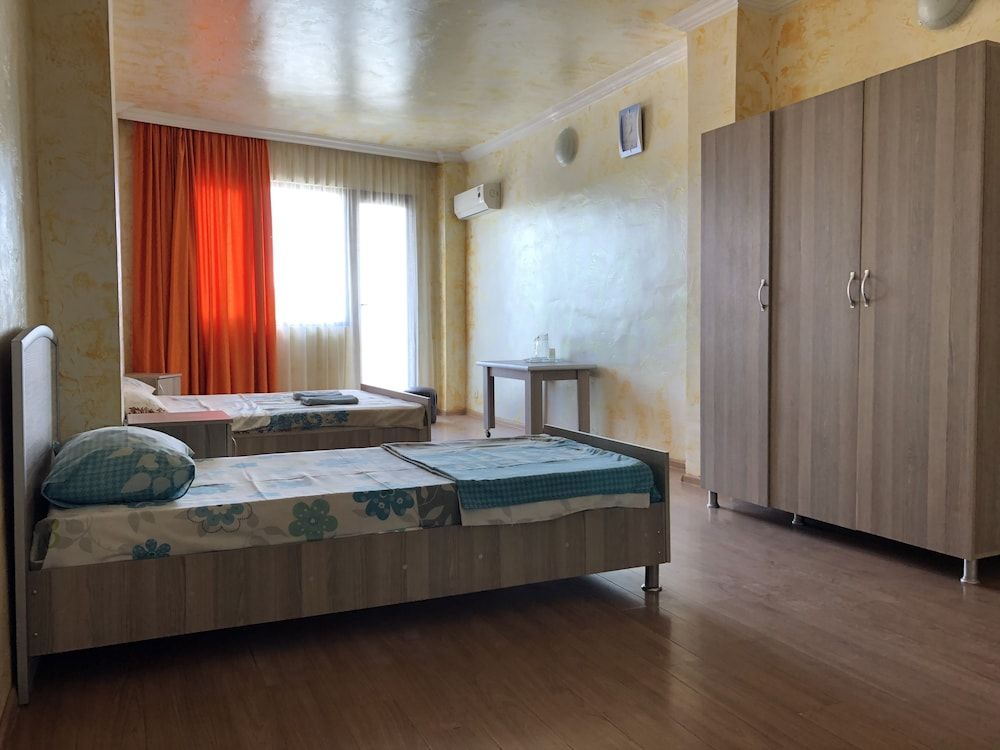 undefined M-Palace Hotel 4