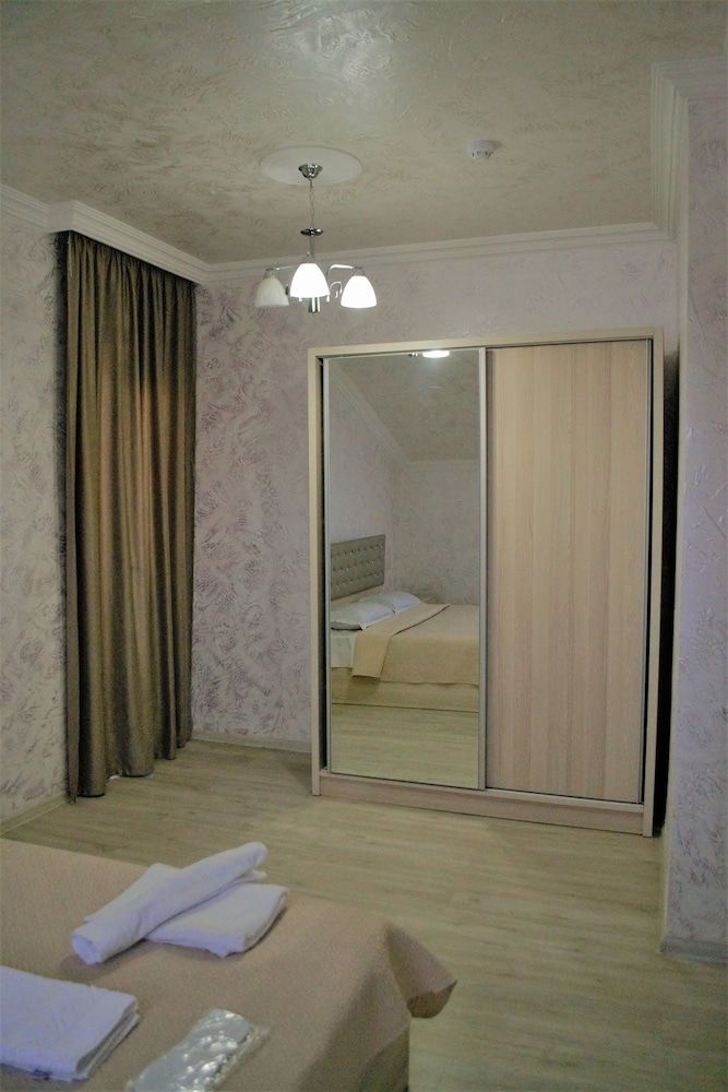 My Georgian House Family Apartment 3