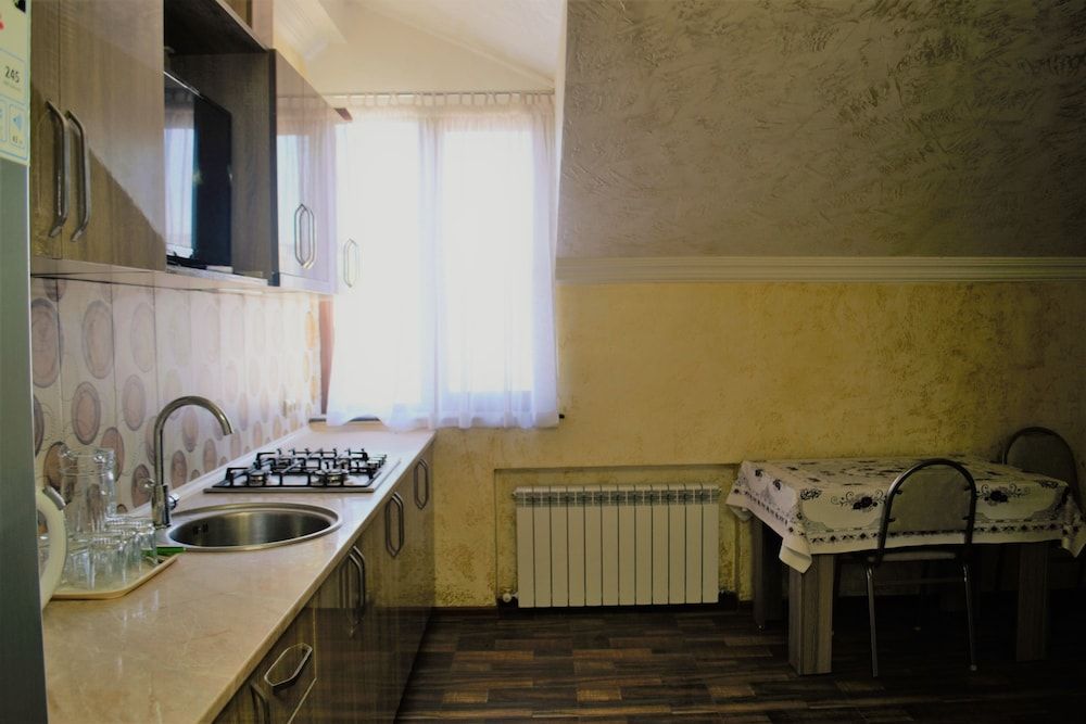 My Georgian House Family Apartment 21