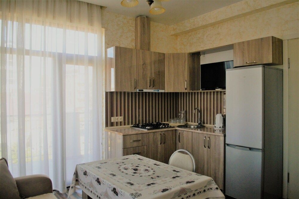 My Georgian House Family Apartment 16