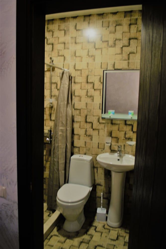 My Georgian House Economy Twin Room 8