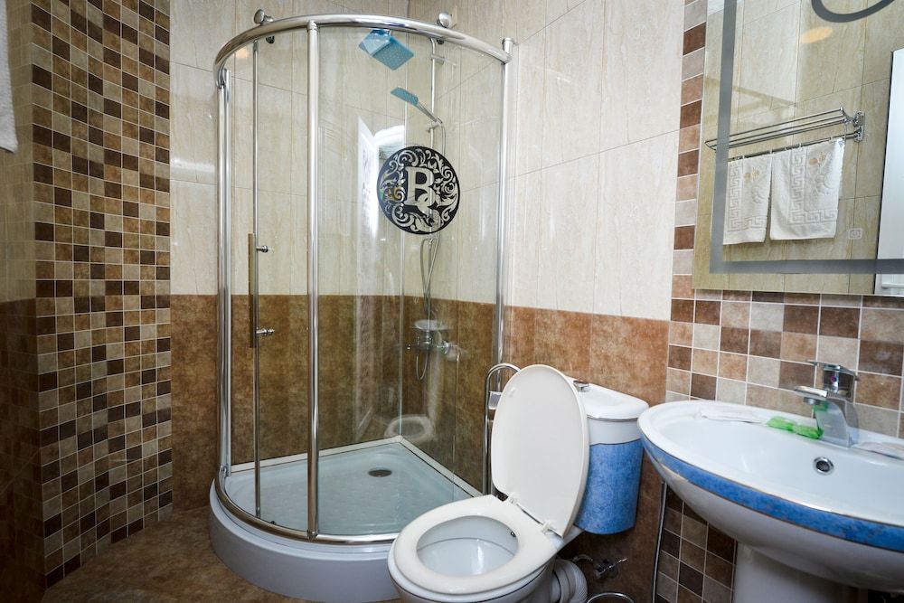 Black Sea Star Batumi Deluxe Triple Room 5