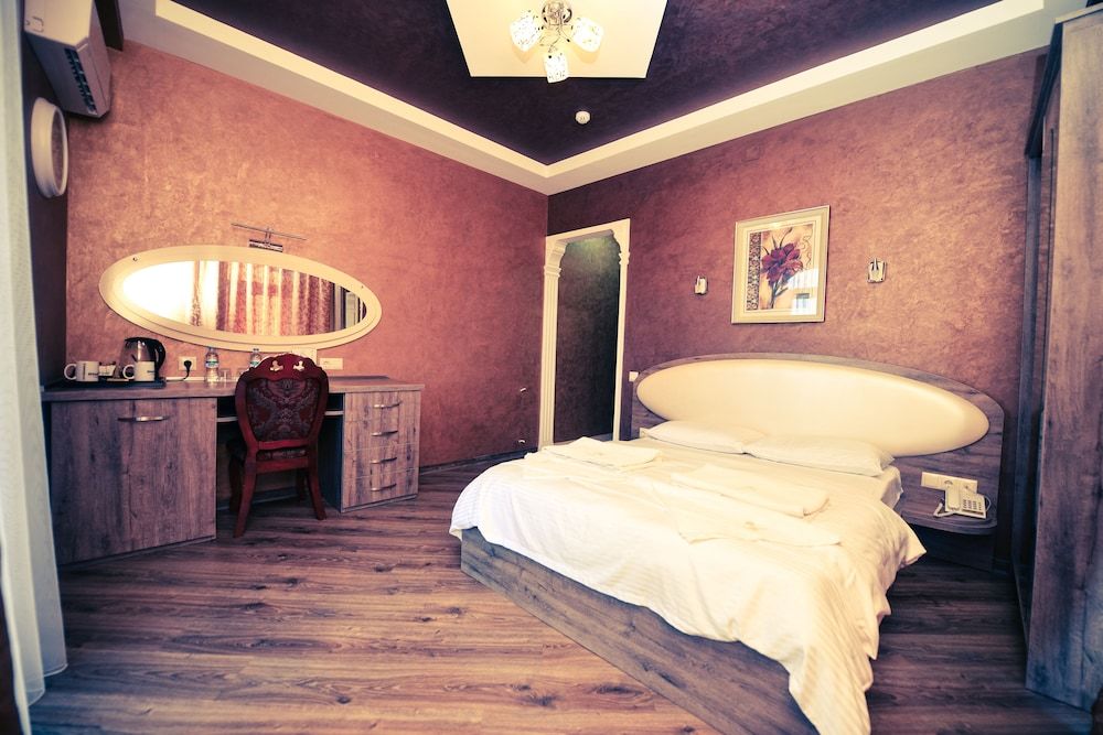 Black Sea Star Batumi Deluxe Triple Room