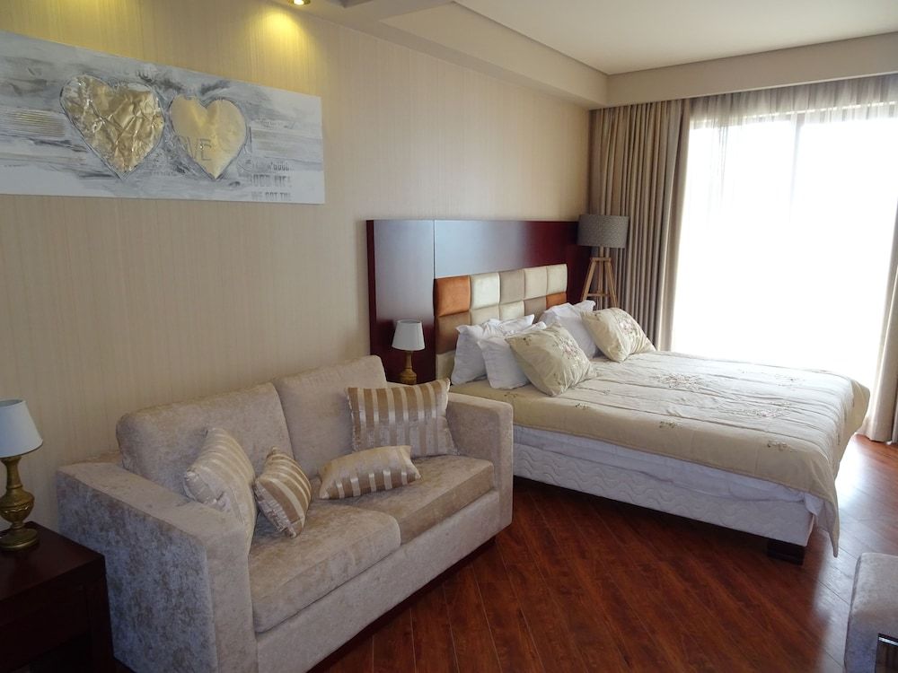 Luxury Studio