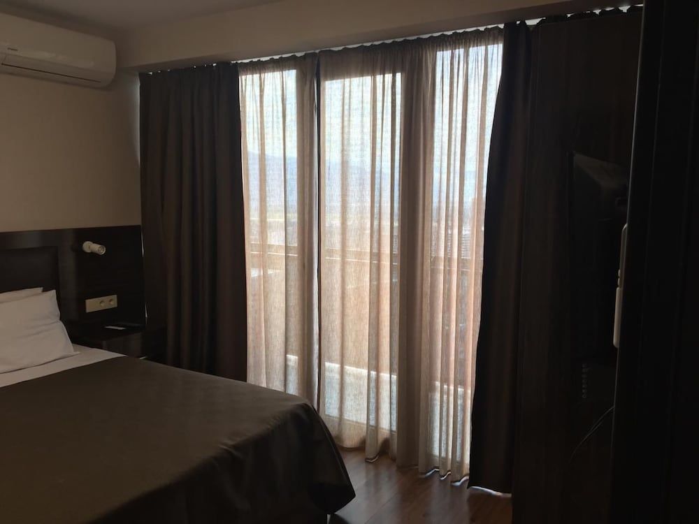 Hotel 36 - ORBI Beach Tower Batumi 36th floor Superior Double or Twin Room 10