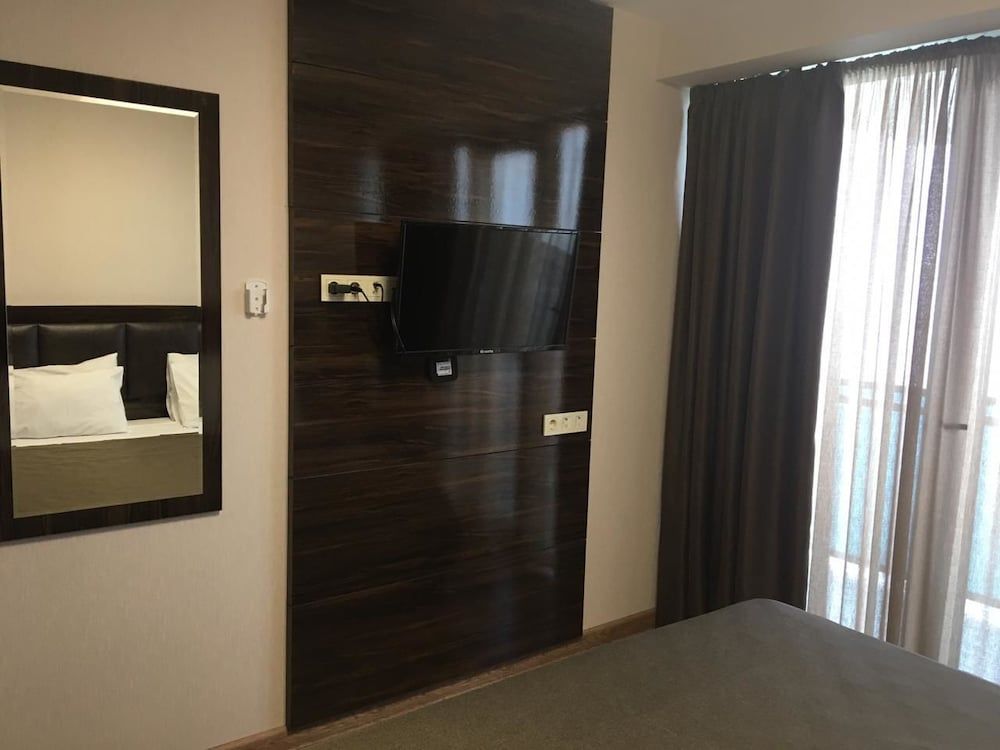 Hotel 36 - ORBI Beach Tower Batumi 36th floor Deluxe Suite 13