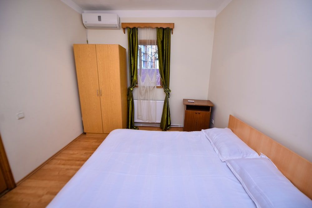 undefined Batumi Seagull 10