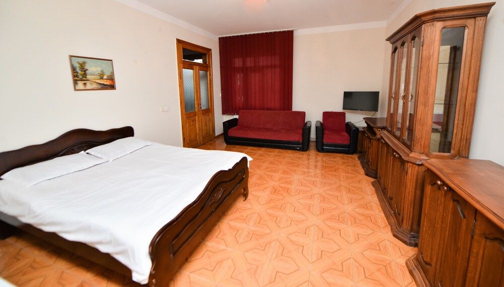 undefined Batumi Seagull 5