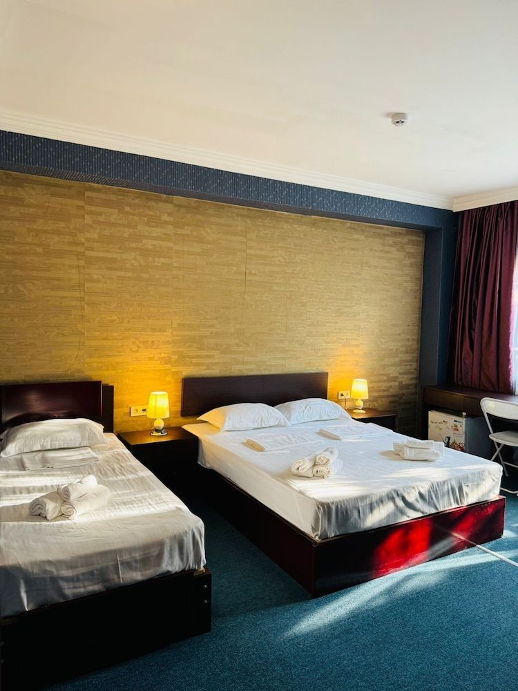 undefined Rosa Hotel Gonio 2