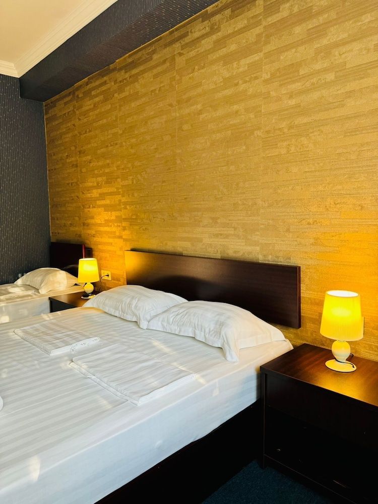 Rosa Hotel Gonio Deluxe Double Room, Multiple Beds