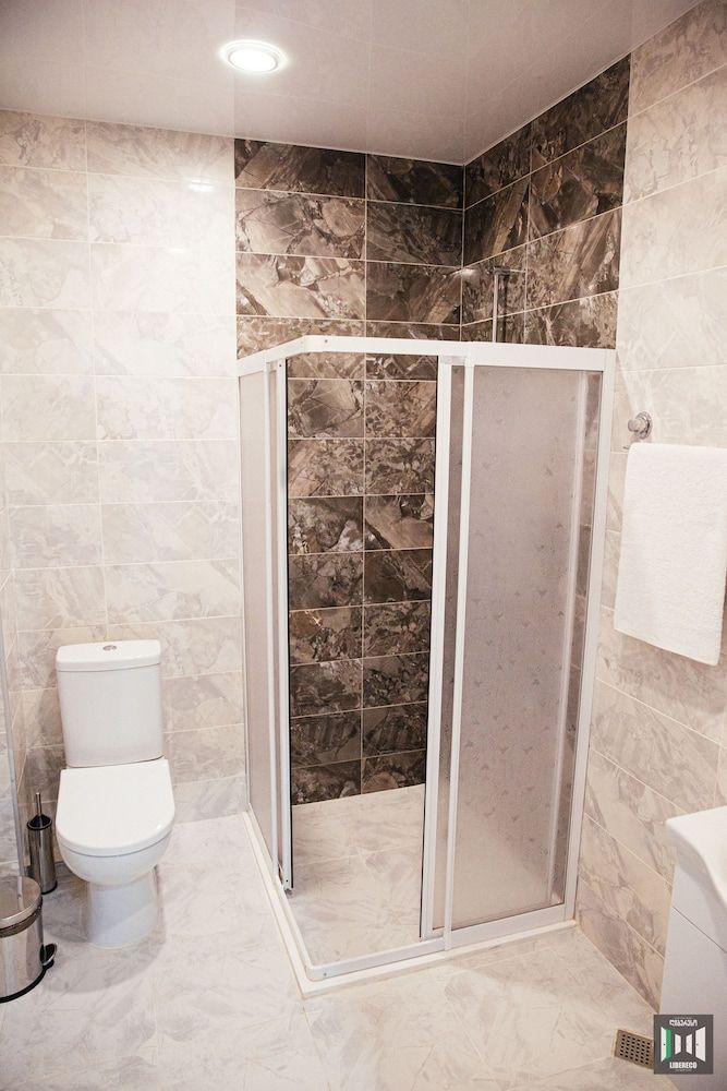 Libereco Apartment - Split Level (303, 304, 305) 6