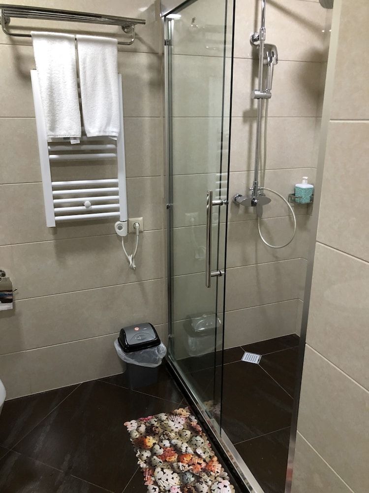 Apartment on Batumskaya 16-4 ap. 21 Luxury Apartment 13