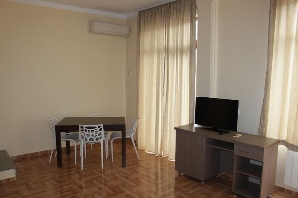 undefined Port Altus Hotel 9