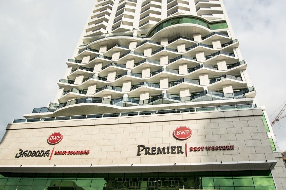 undefined Mega Palace 2