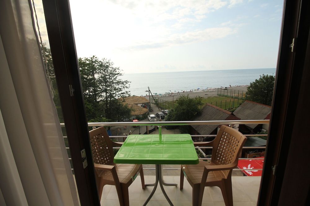 HOTEL MEDEA kvariati