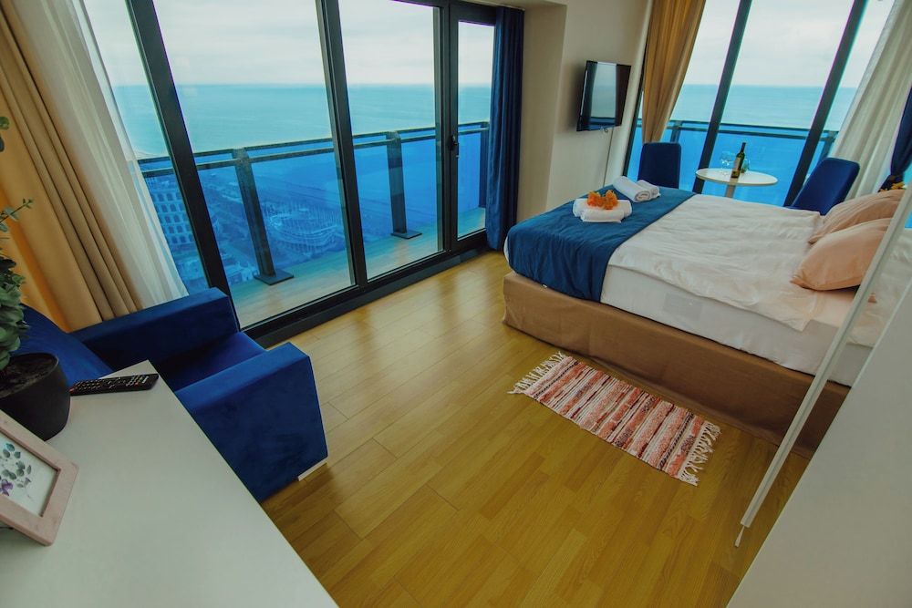 Dream Home Apart Hotel Panoramic Suite, Non Smoking, Sea View 4