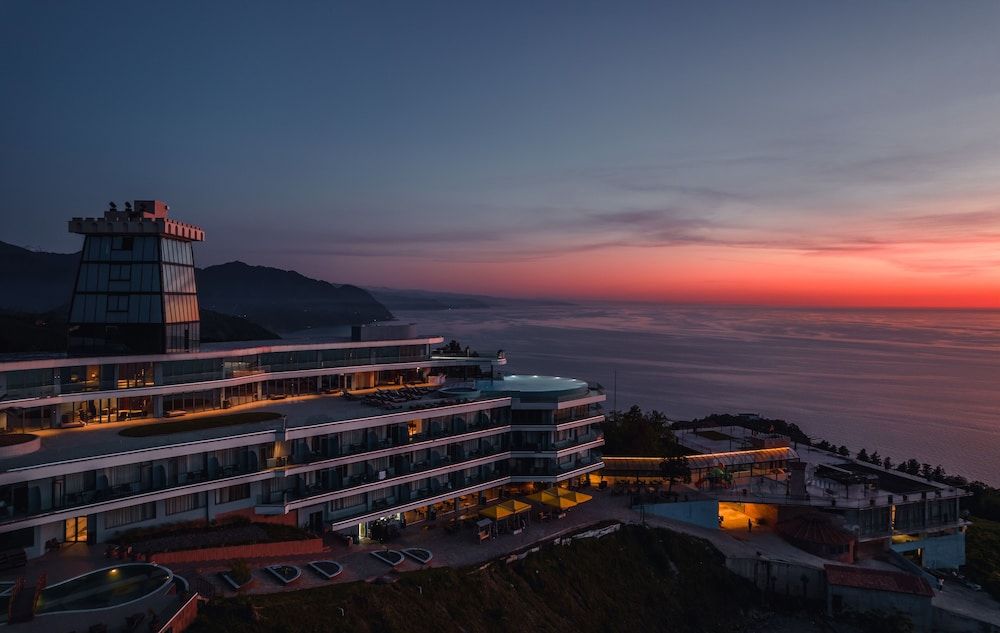 undefined Litz Resort 9