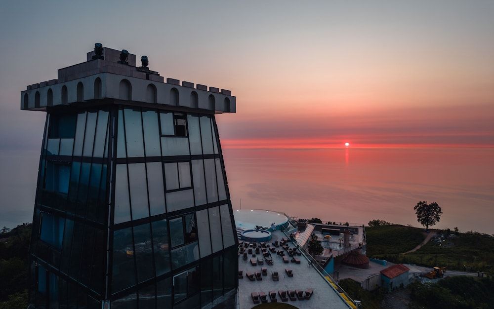 undefined Litz Resort 10