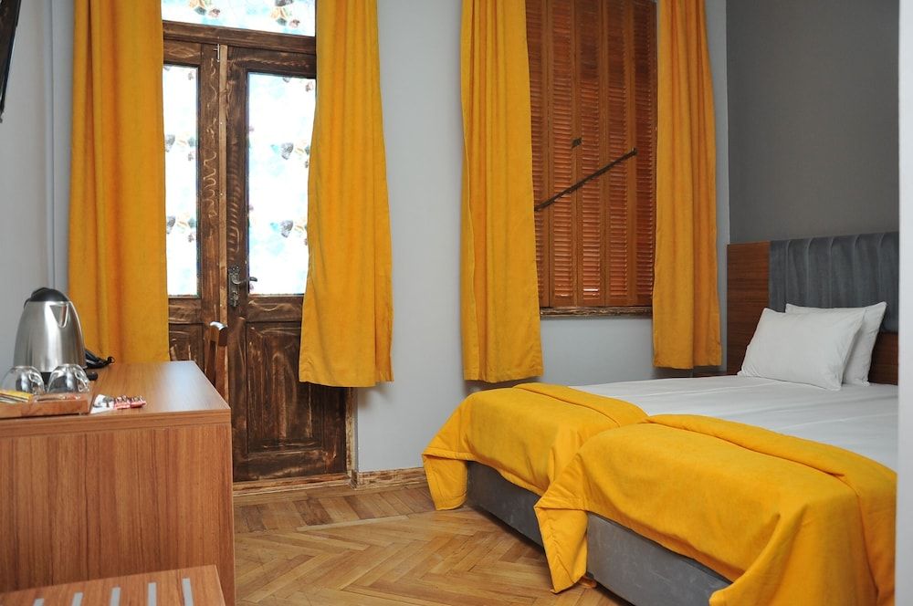 undefined Palm Hotel 10