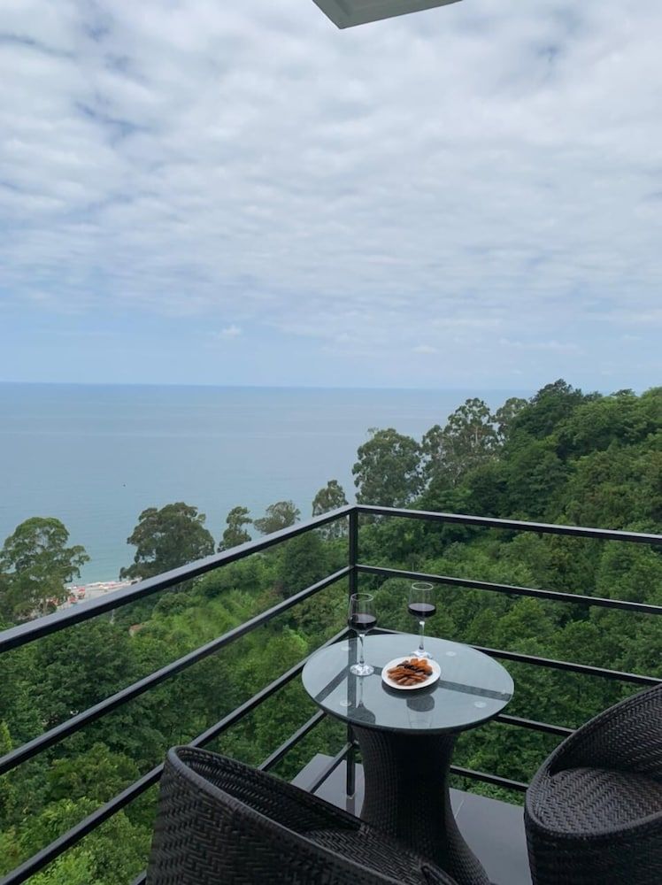 Hotel Hills Kvariati