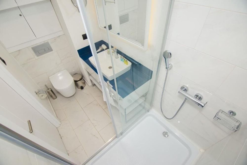 undefined iRent Batumi Apartments 7