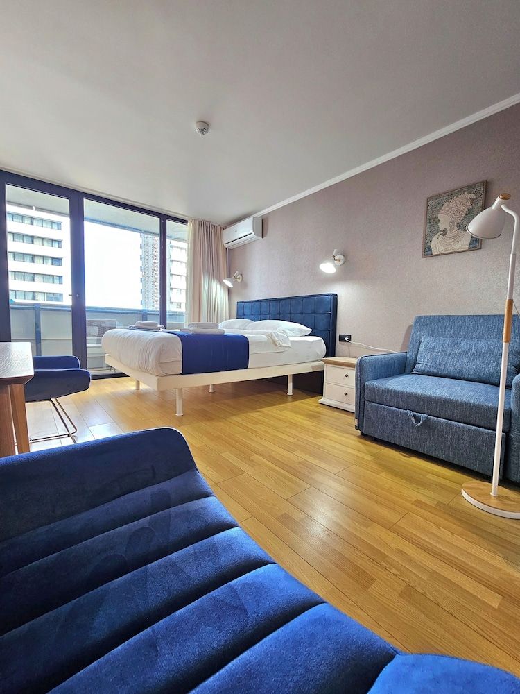 undefined iRent Batumi Apartments 5