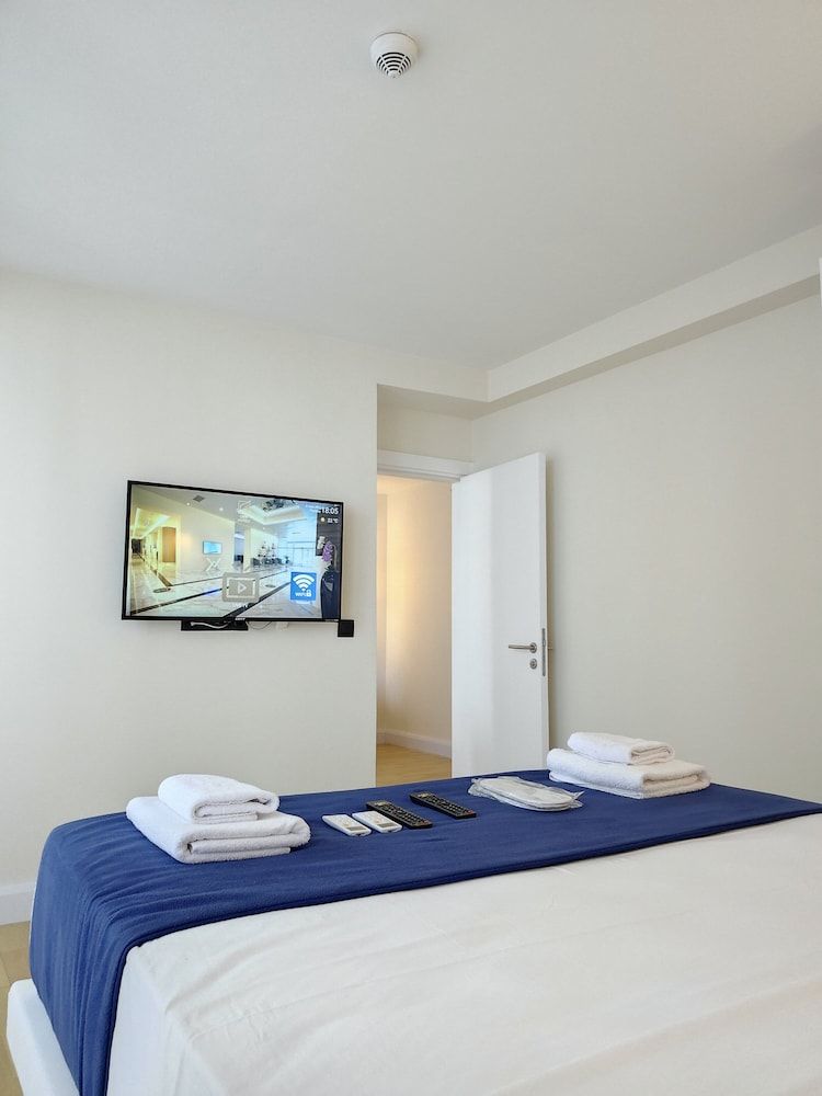 undefined iRent Batumi Apartments 4