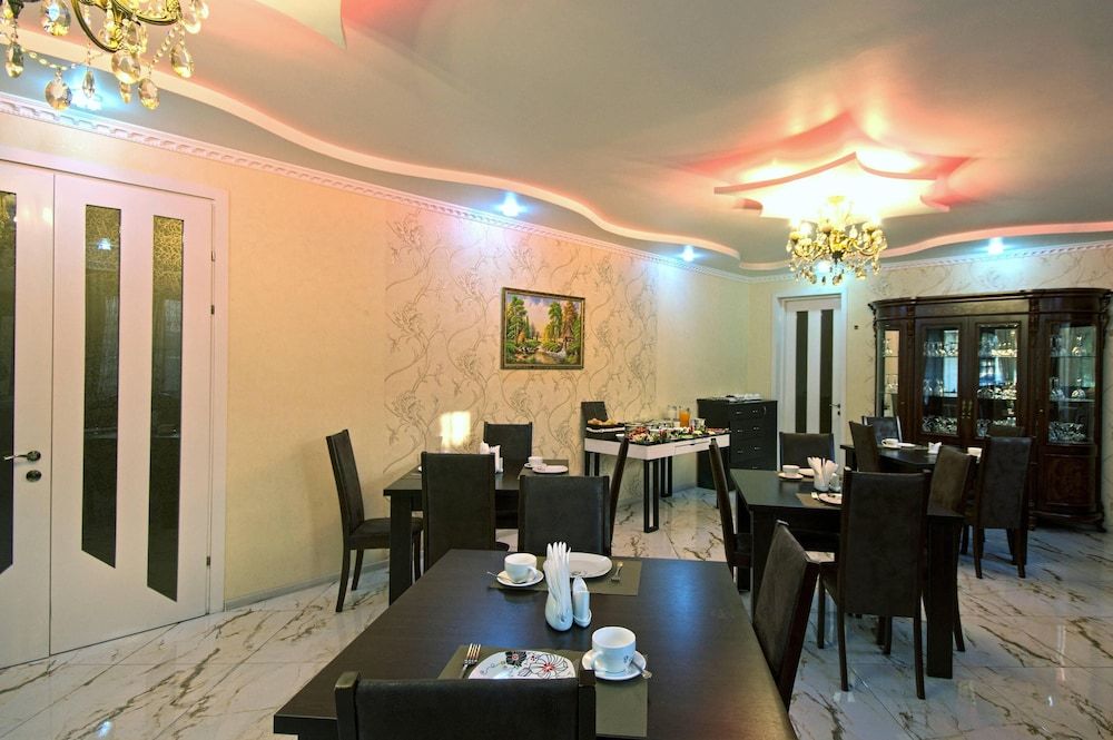 undefined Hotel Villa Victoria 10