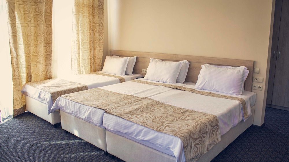 Degustarium Hotel Tbilisi Standard Triple Room 6