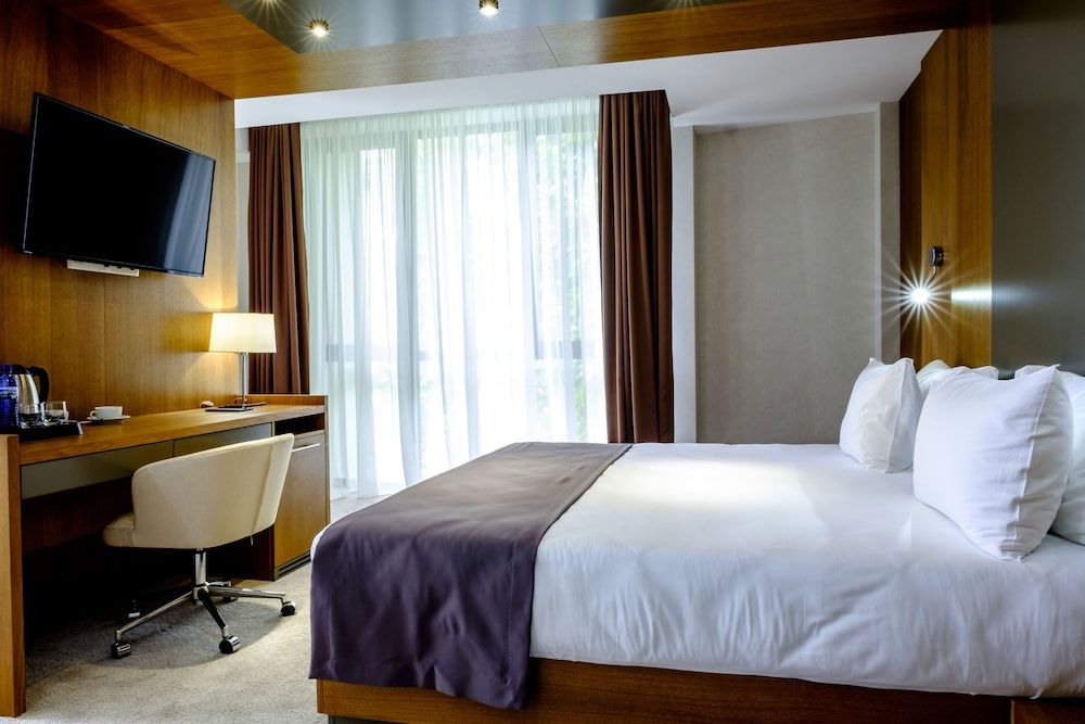 undefined Atlas Abashidze 2