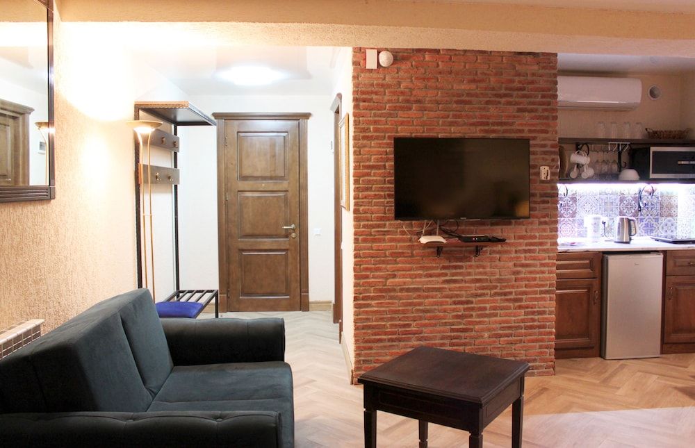 Botanical 21 Apartments Studio (for 4 adults) 13