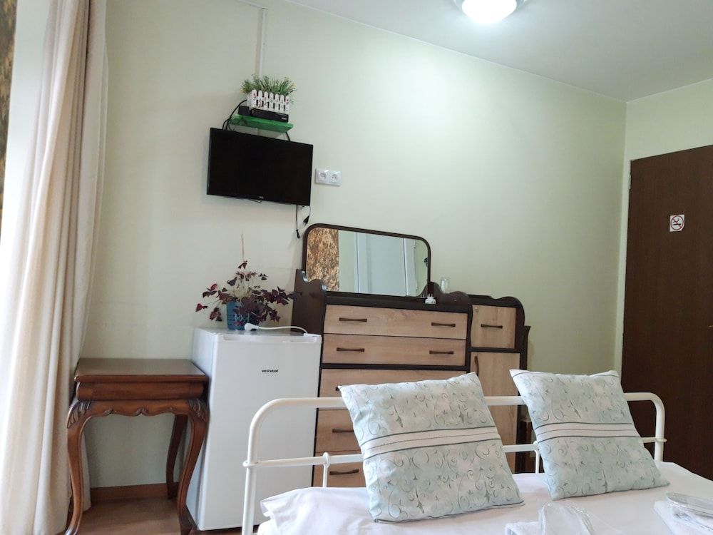 undefined Old Vino House 7