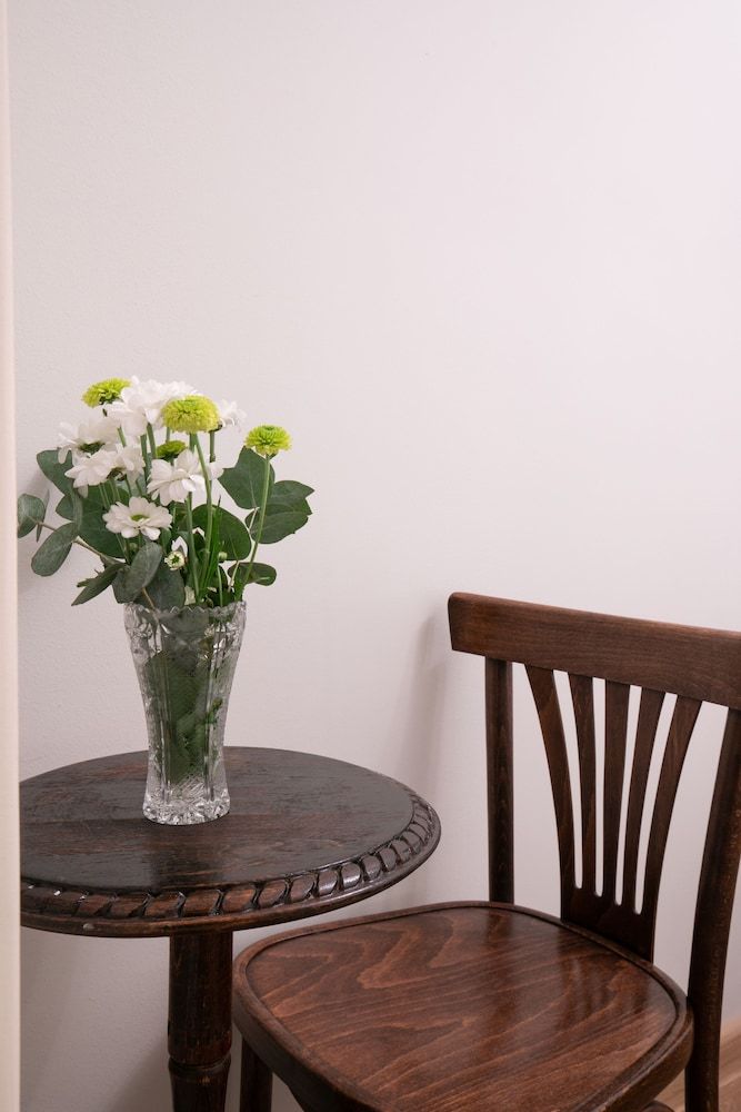 Emigrant Economy Double Room 3