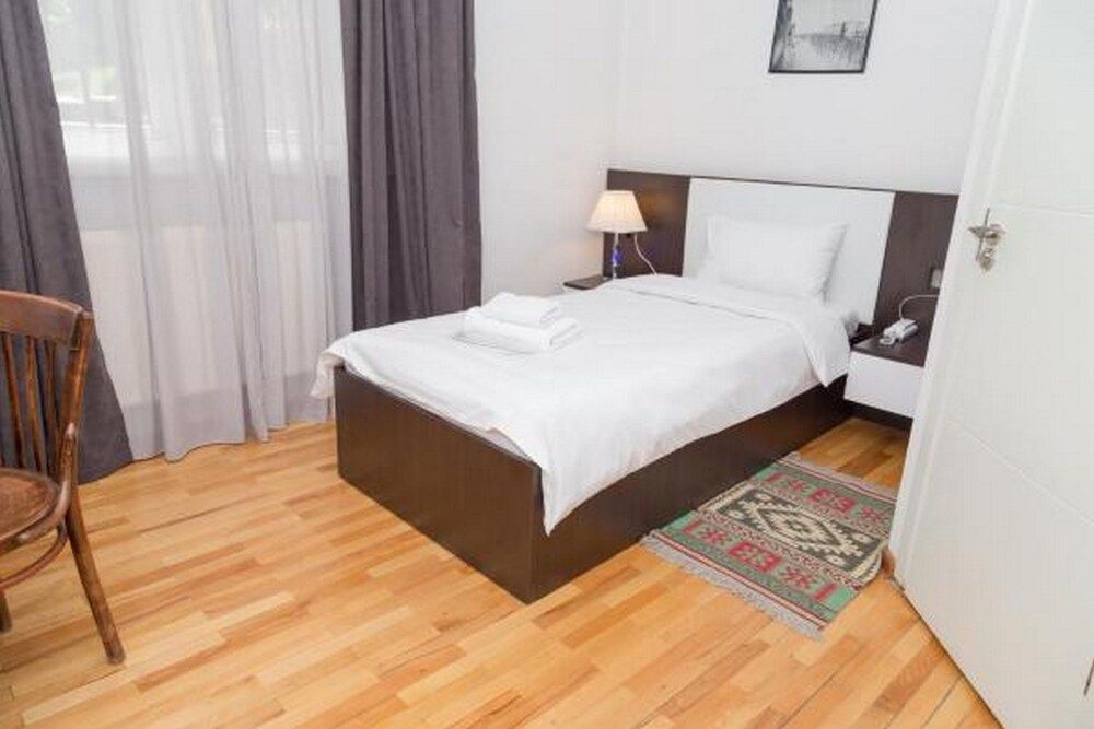 undefined Ava Hotel 6