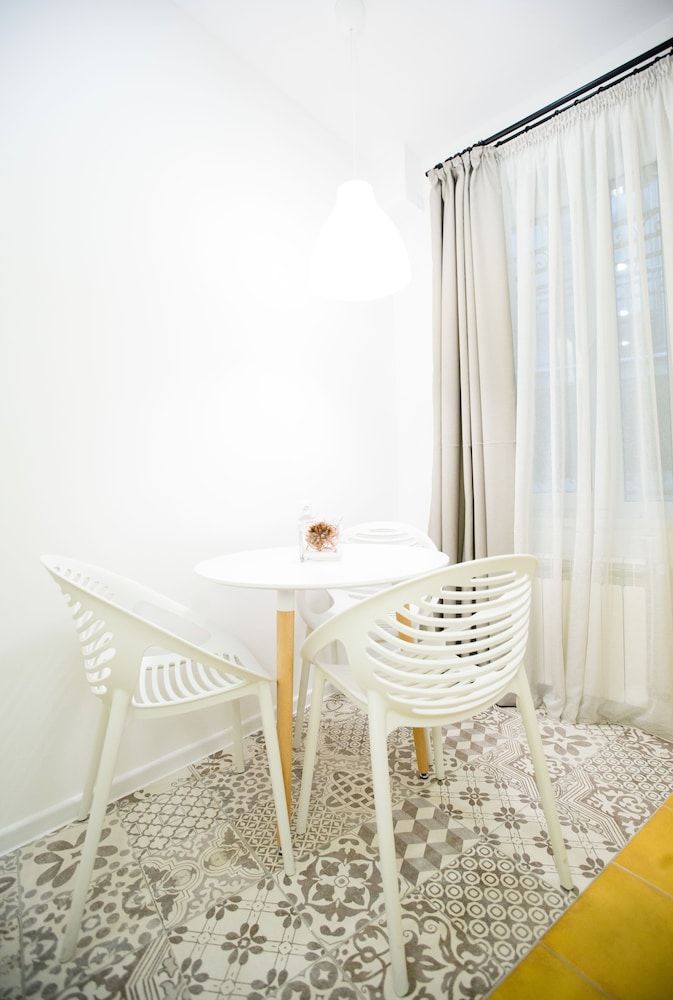 Meidan Suites Signature Apartment, 1 Bedroom, Courtyard View 3