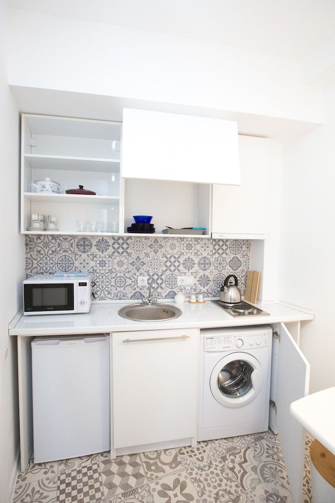Meidan Suites Classic Double or Twin Room 5