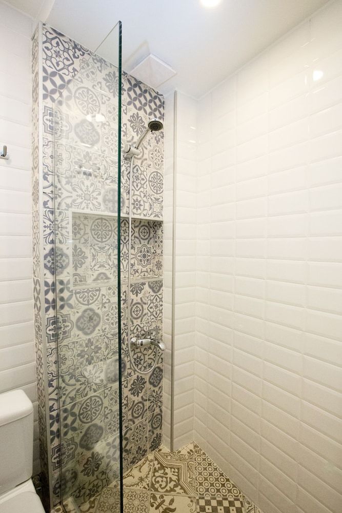 Meidan Suites Classic Double or Twin Room 8