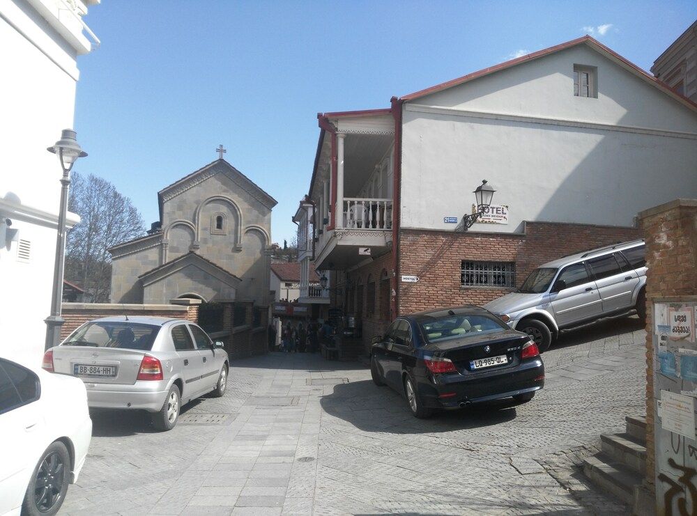 undefined Meidan Suites 7