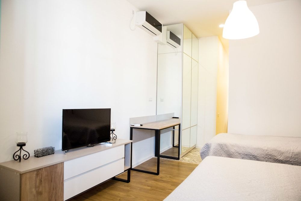undefined Meidan Suites 8