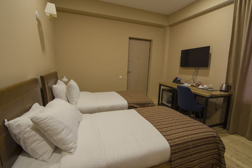 Boutique Hotel Biotel Standard Twin Room, Multiple Beds, Non Smoking, Garden View 3