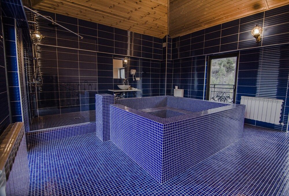 Boutique Hotel Biotel Royal Duplex, 1 King Bed, Hot Tub, City View 5