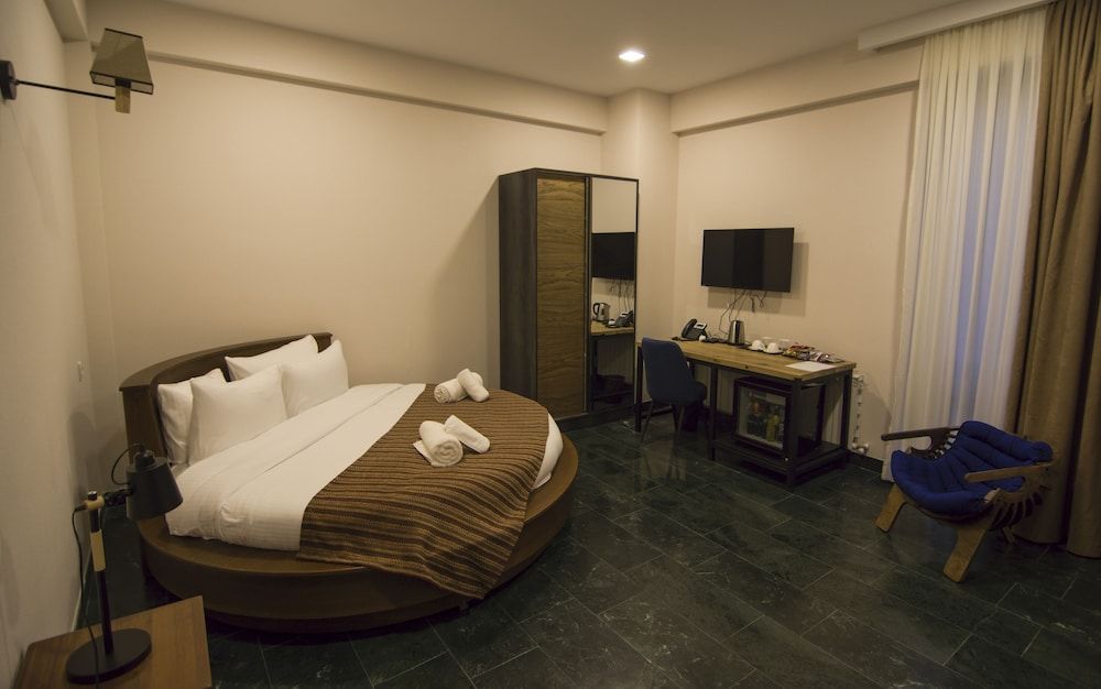 undefined Boutique Hotel Biotel 4