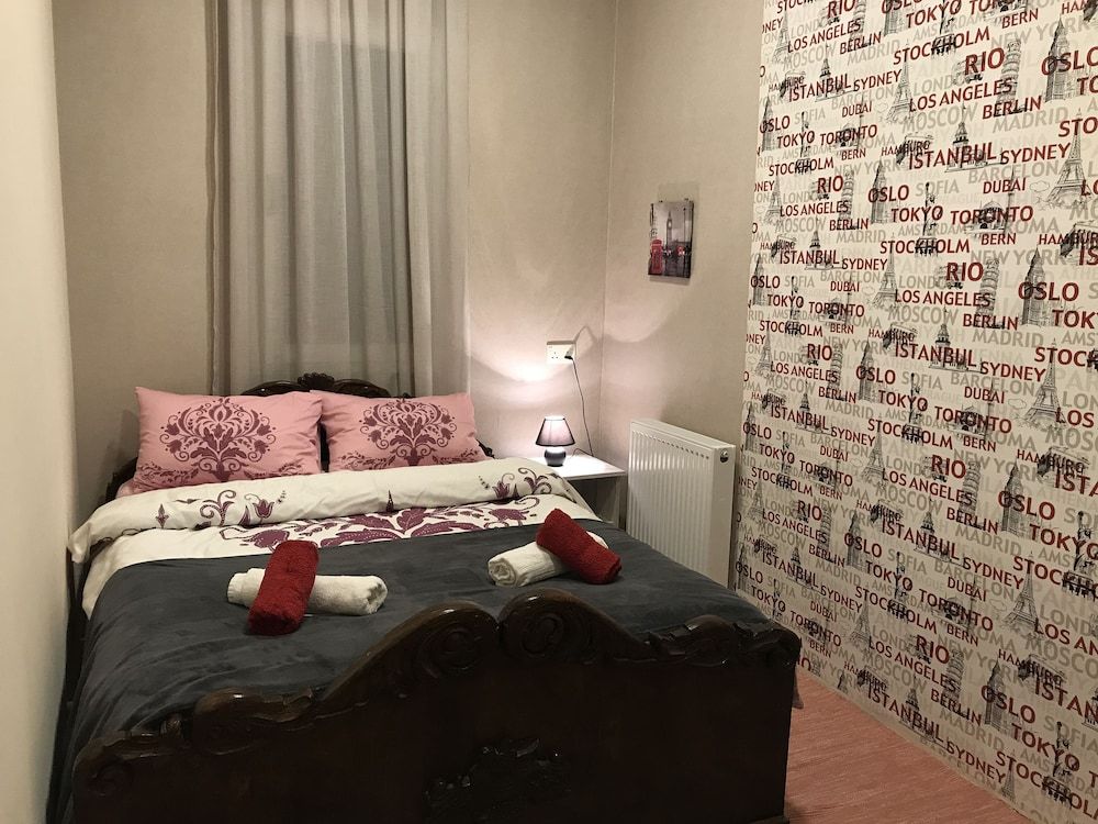 undefined Talaveri Apartment in Old Tbilisi 4