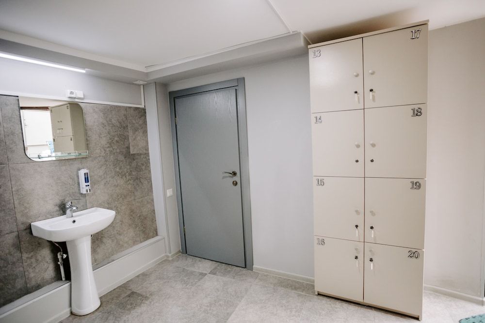 Viking Hostel Shared Dormitory, Mixed Dorm (8 people) 7