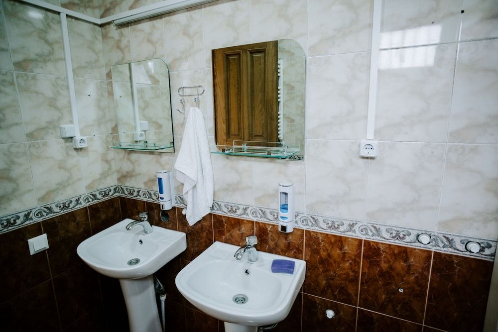 Viking Hostel Shared Dormitory, Mixed Dorm (8 people) 8